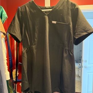 Women’s maternity Figs scrubs set